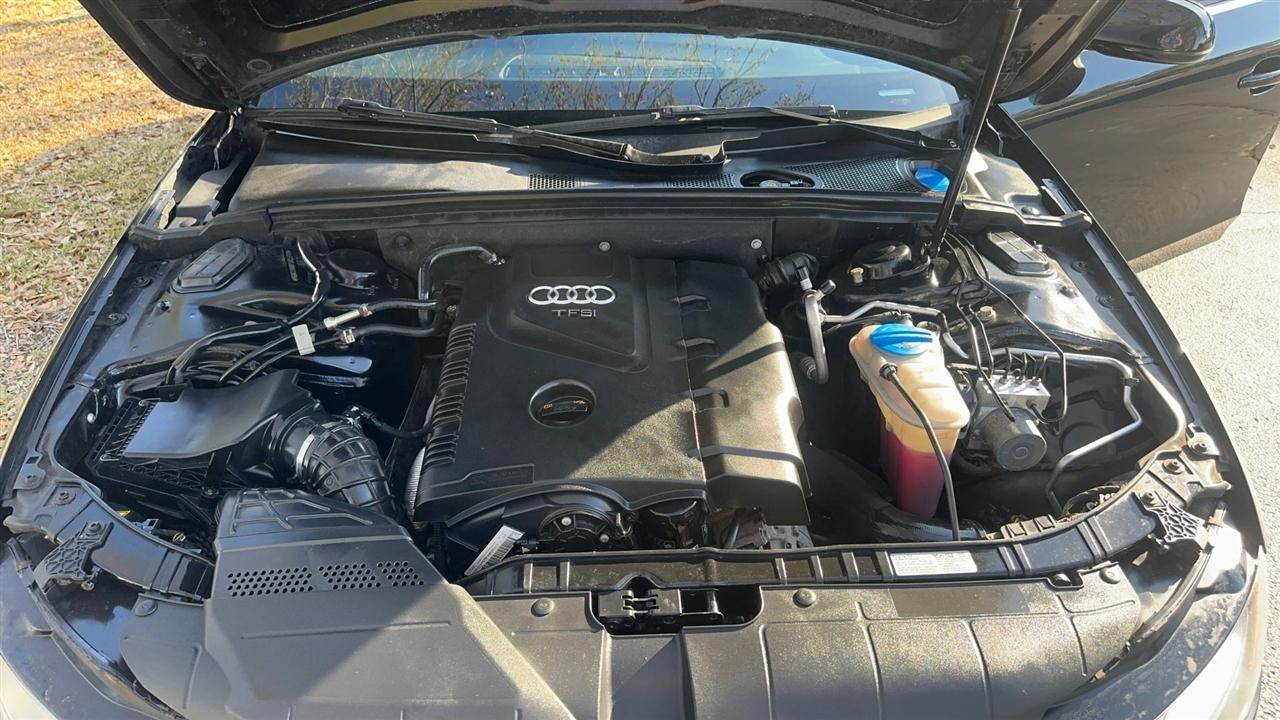 Audi A4 4dr Sdn Auto quattro 2.0T Premium Plus 2013