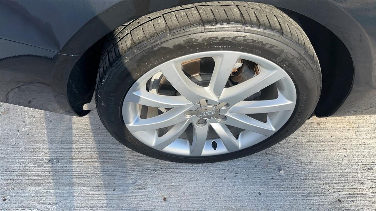 Audi A4 4dr Sdn Auto quattro 2.0T Premium Plus 2013