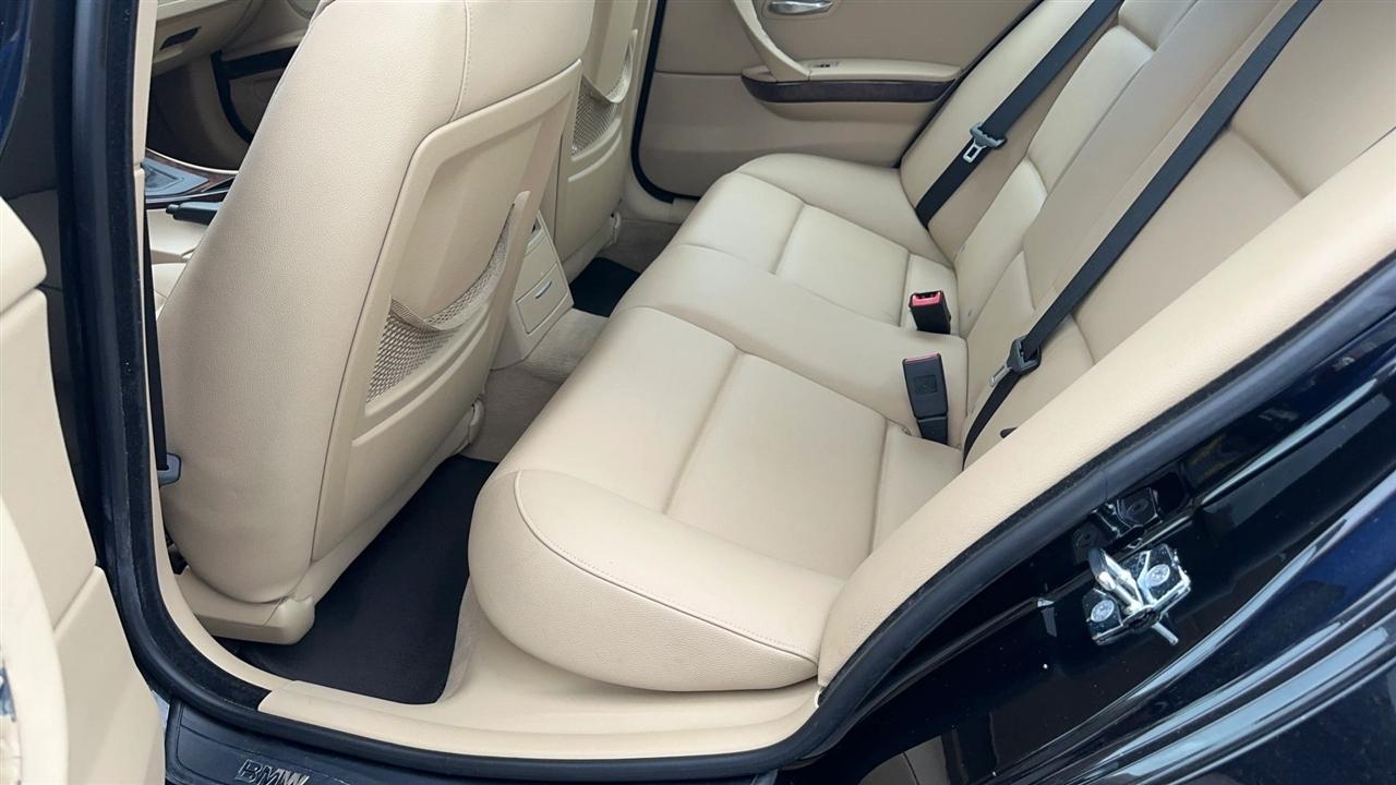 BMW 3 Series 4dr Sdn 328i RWD South Africa 2008