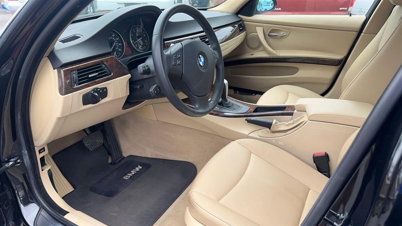 BMW 3 Series 4dr Sdn 328i RWD South Africa 2008