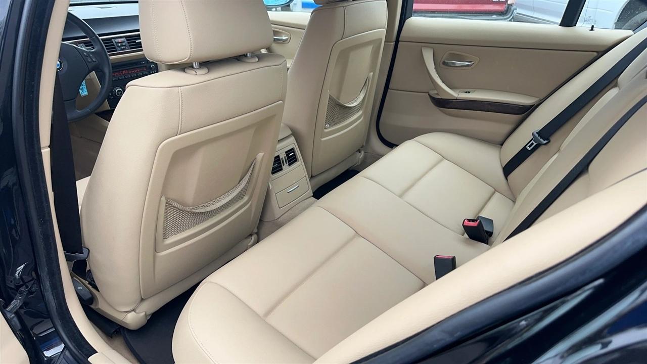 BMW 3 Series 4dr Sdn 328i RWD South Africa 2008