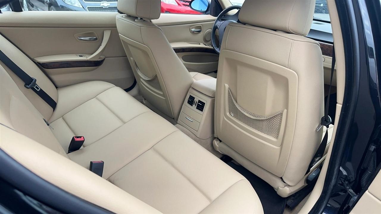 BMW 3 Series 4dr Sdn 328i RWD South Africa 2008