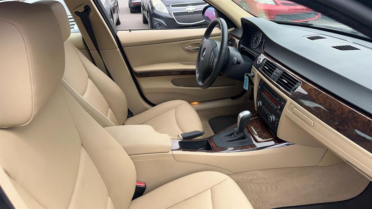 BMW 3 Series 4dr Sdn 328i RWD South Africa 2008