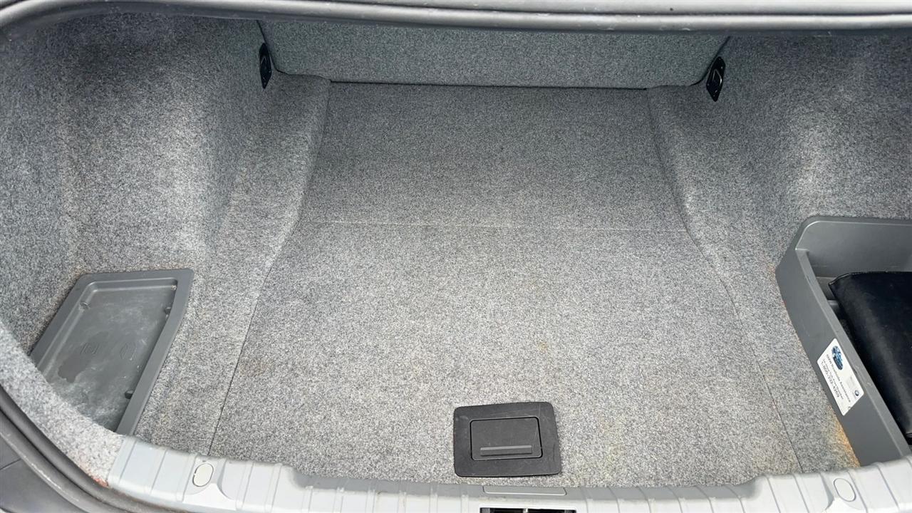 BMW 3 Series 4dr Sdn 328i RWD South Africa 2008