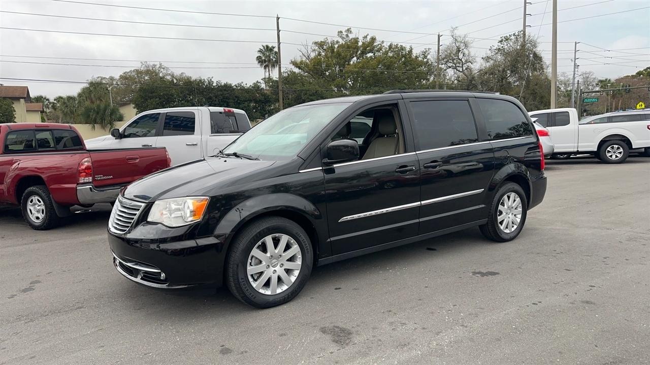 Chrysler Town & Country 4dr Wgn Touring 2016