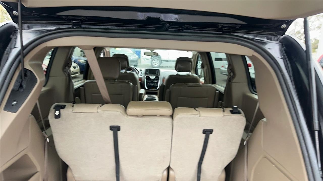 Chrysler Town & Country 4dr Wgn Touring 2016