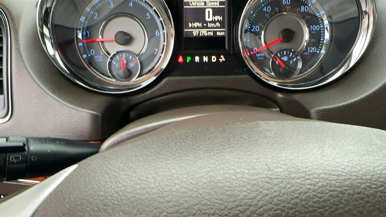 Chrysler Town & Country 4dr Wgn Touring 2016