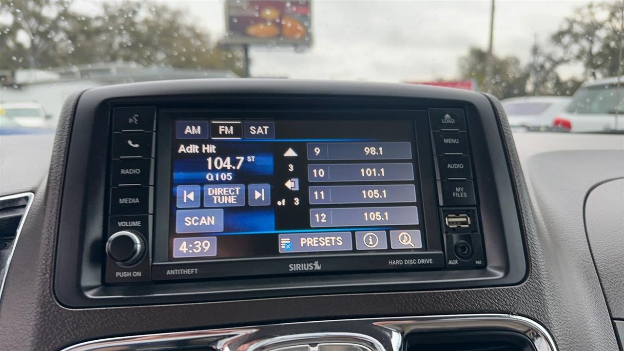 Chrysler Town & Country 4dr Wgn Touring 2016