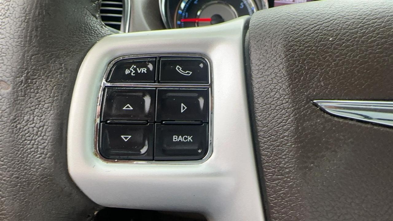 Chrysler Town & Country 4dr Wgn Touring 2016