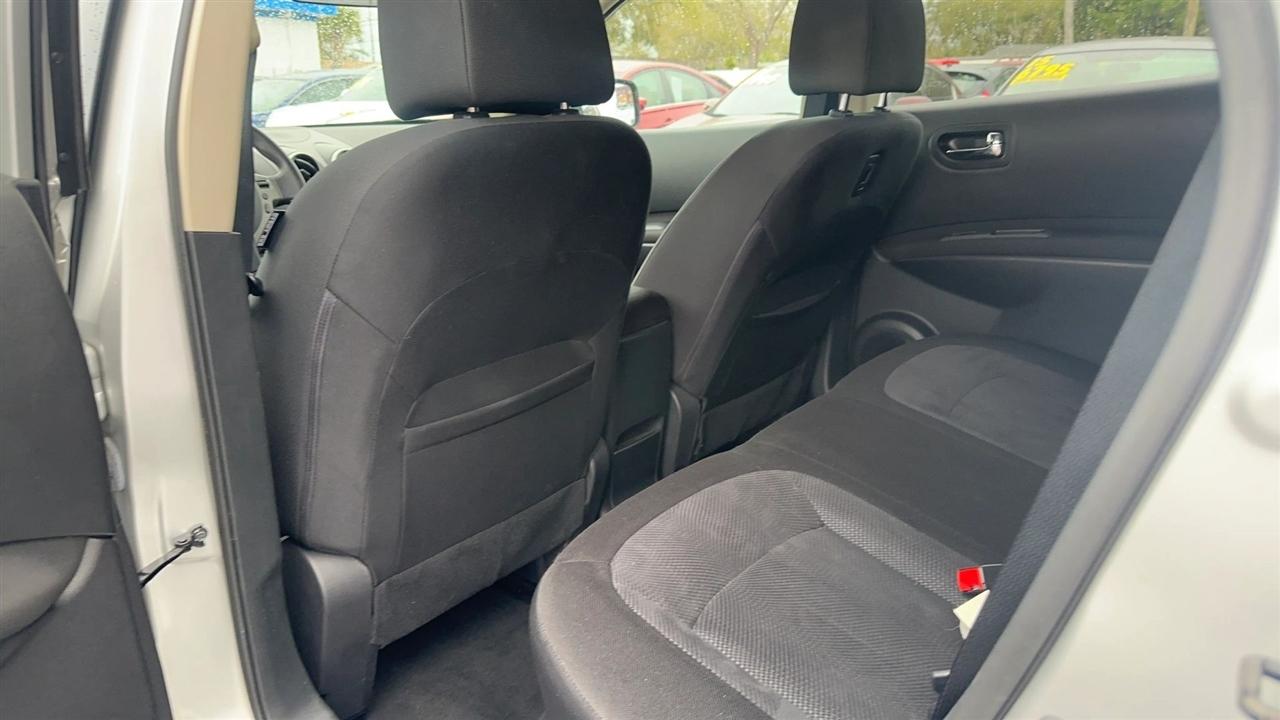 Nissan Rogue FWD 4dr S 2013