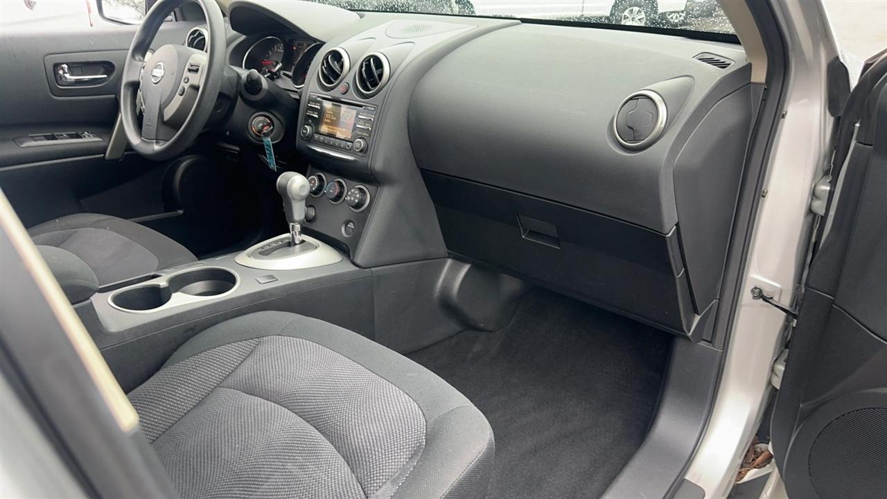 Nissan Rogue FWD 4dr S 2013