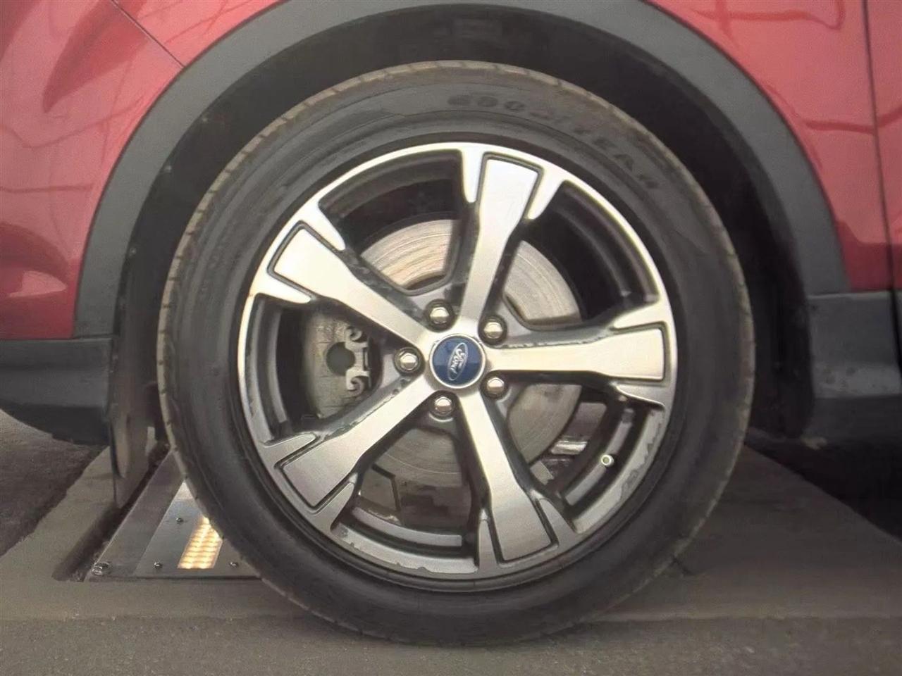 Ford Escape SE FWD 2017