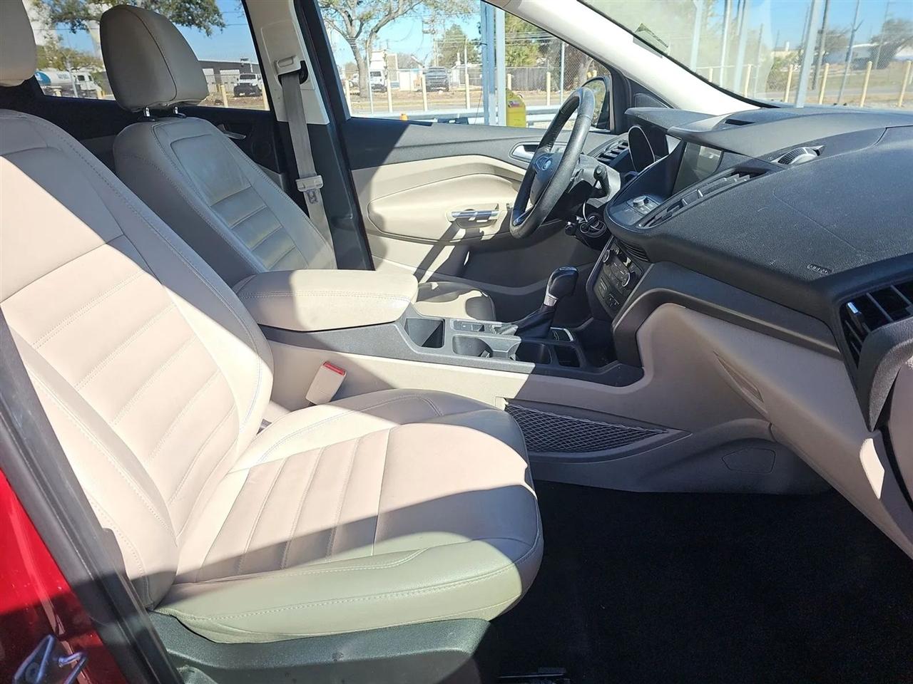 Ford Escape SE FWD 2017