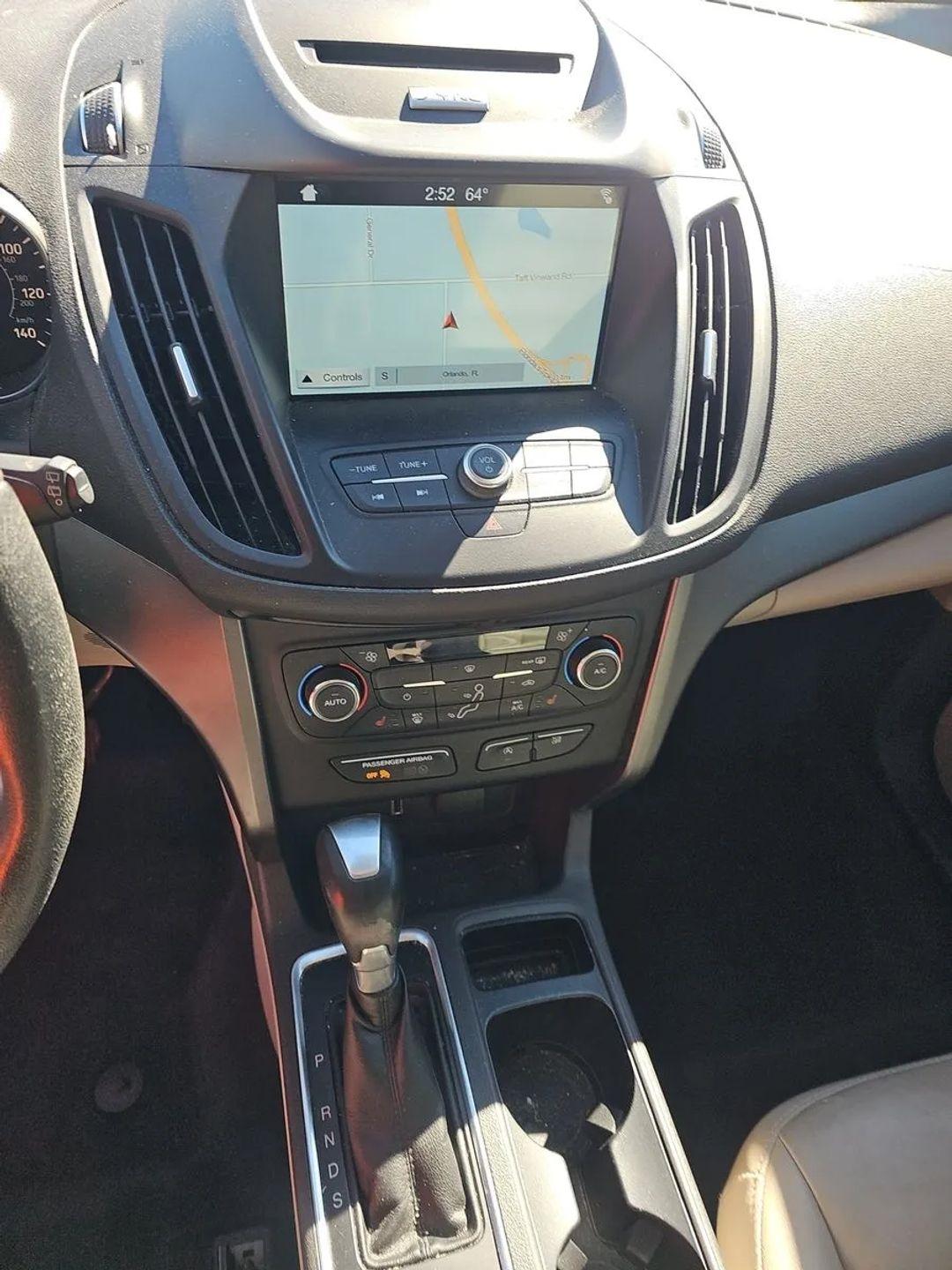 Ford Escape SE FWD 2017