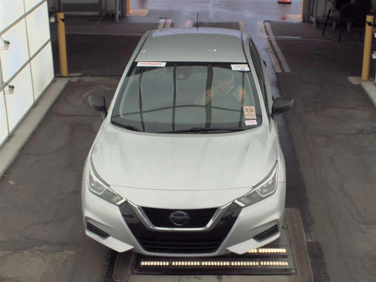 Nissan Versa S CVT 2021