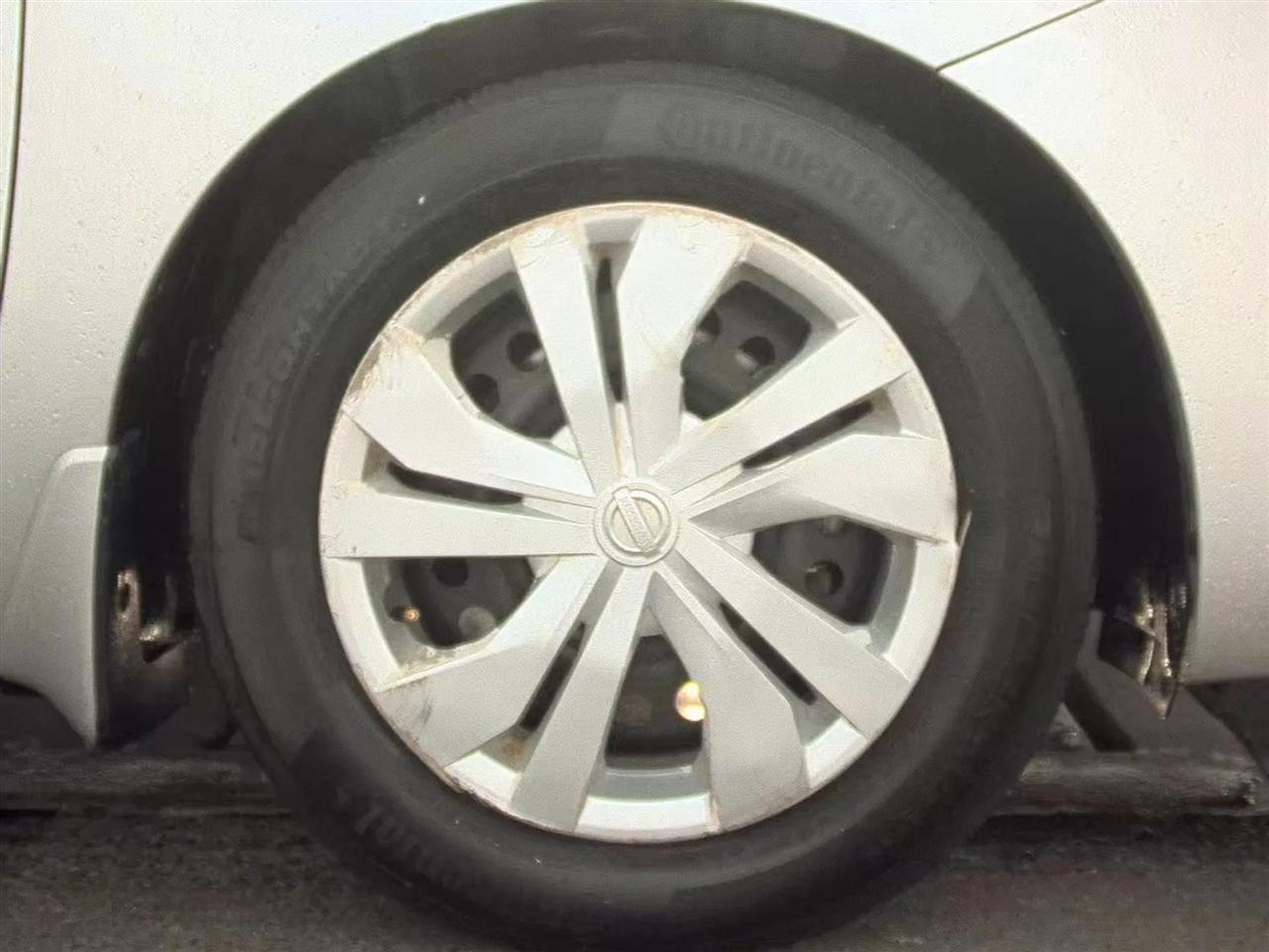 Nissan Versa S CVT 2021