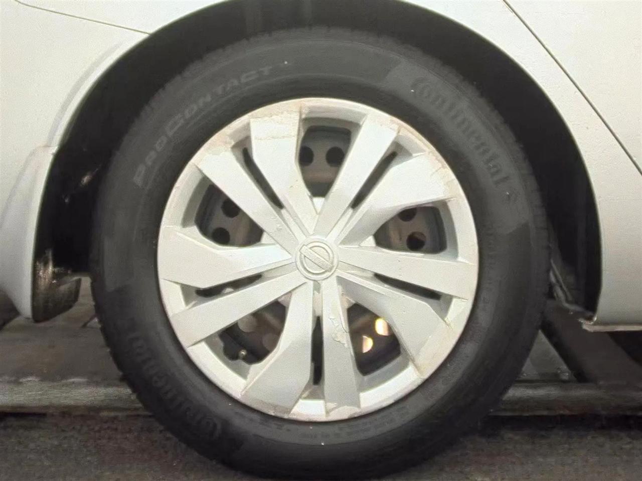 Nissan Versa S CVT 2021