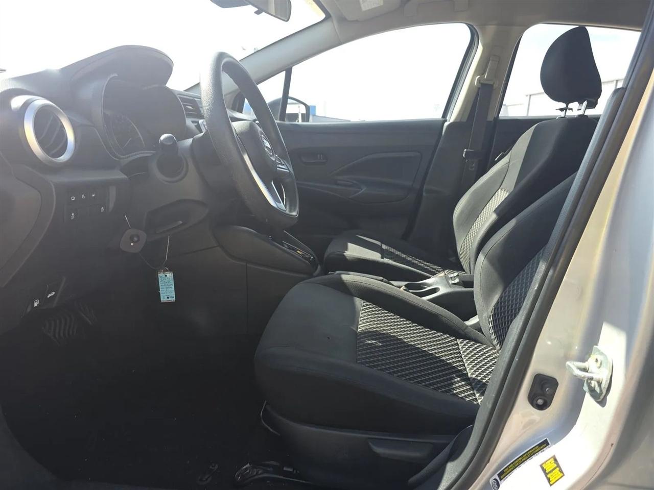 Nissan Versa S CVT 2021