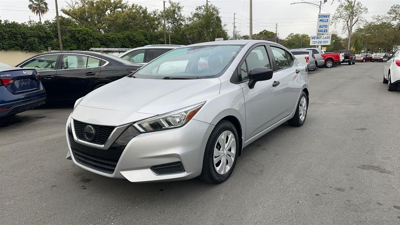 Nissan Versa S CVT 2021