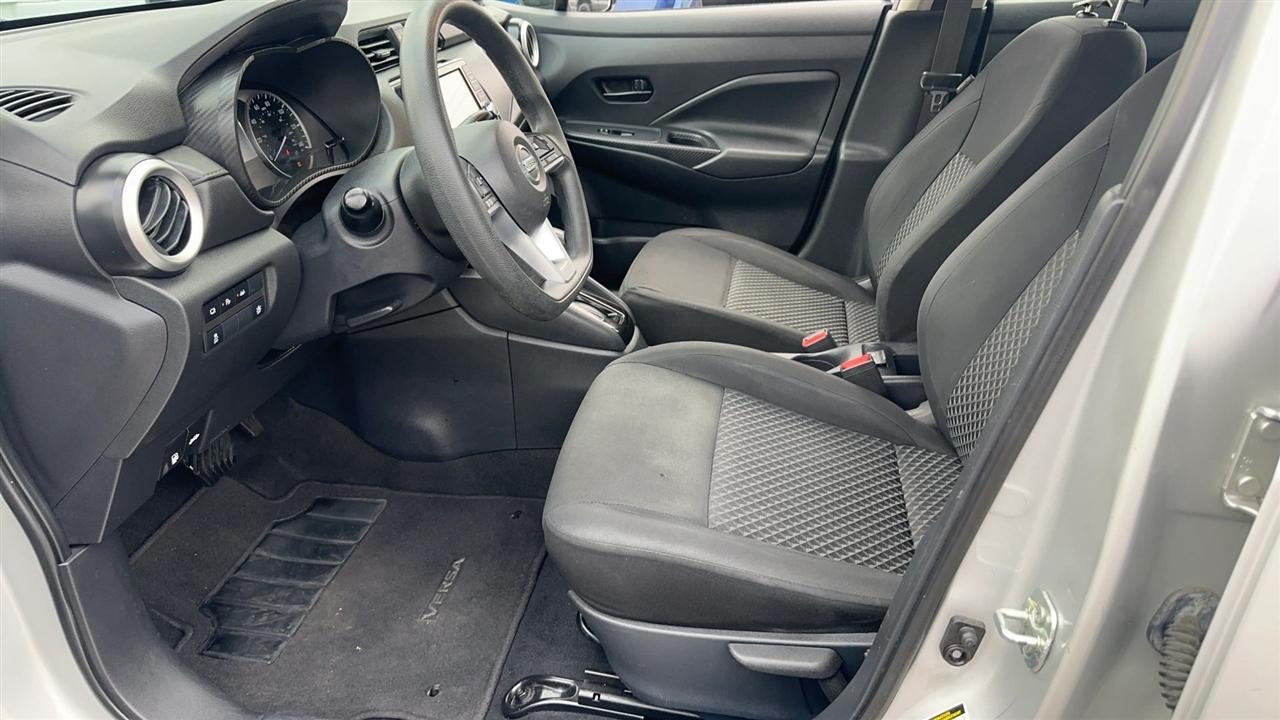 Nissan Versa S CVT 2021