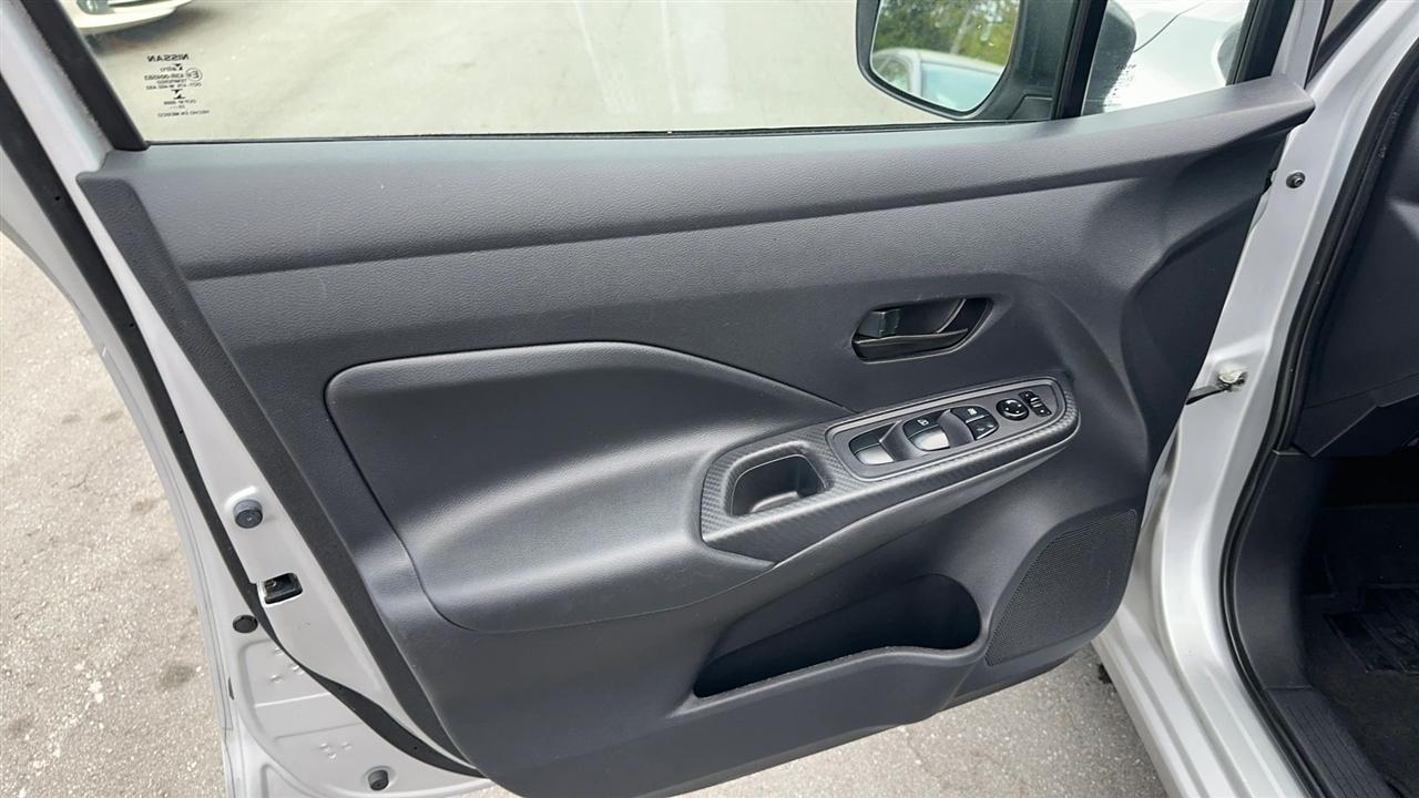 Nissan Versa S CVT 2021