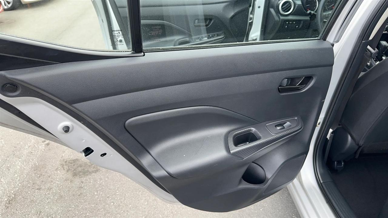 Nissan Versa S CVT 2021