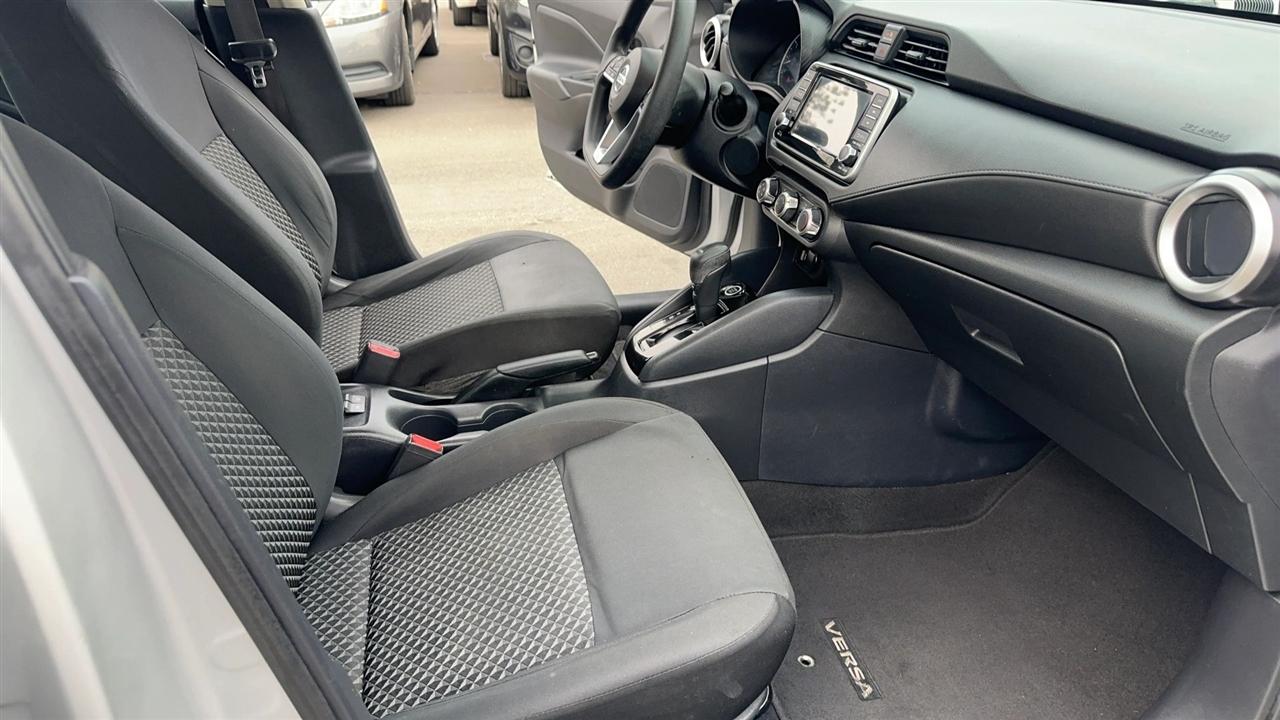 Nissan Versa S CVT 2021