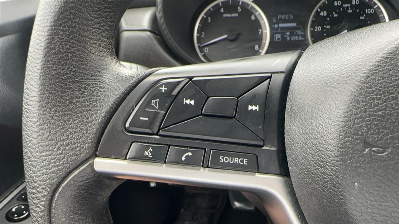 Nissan Versa S CVT 2021