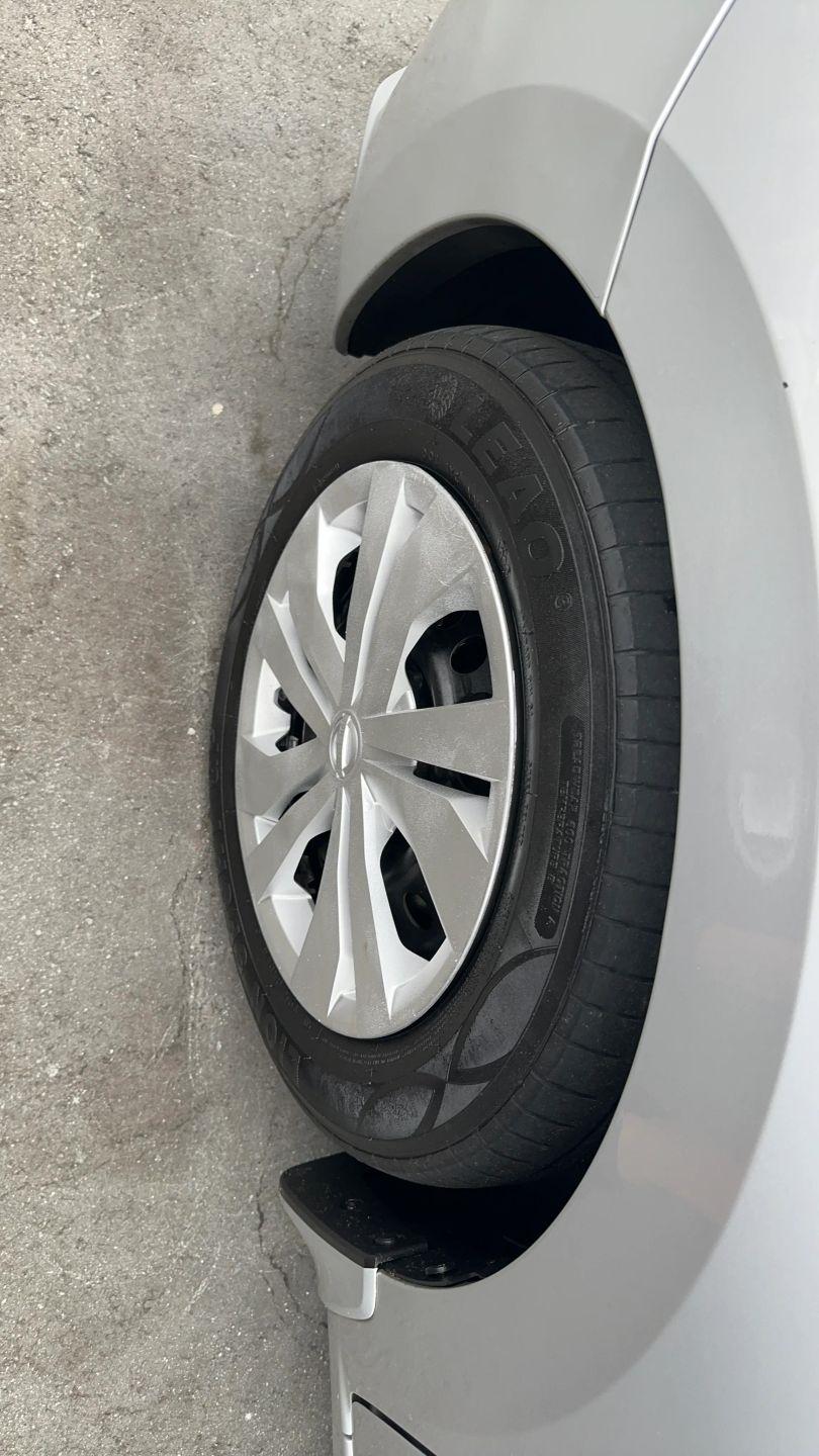 Nissan Versa S CVT 2021