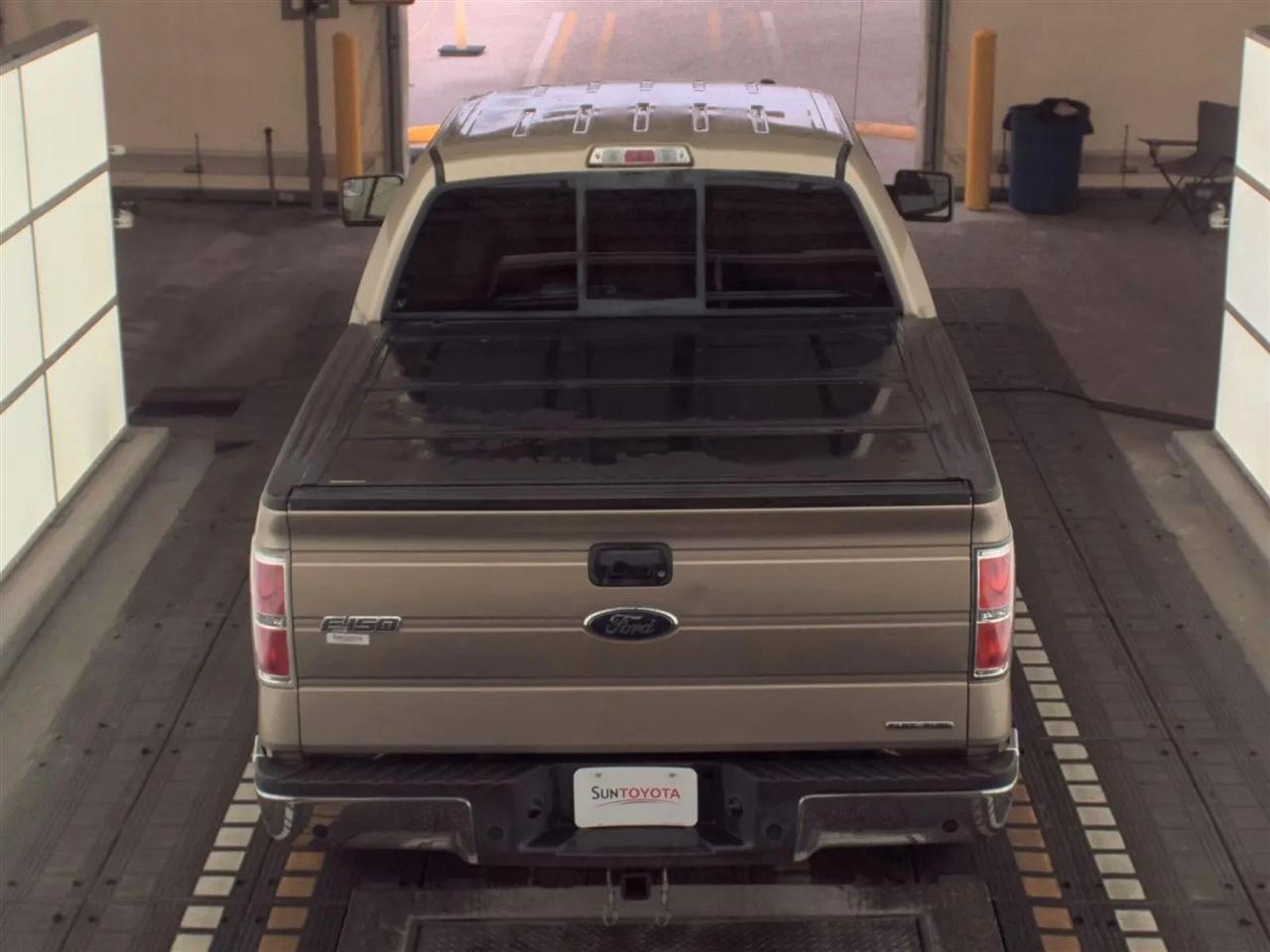 Ford F-150 2WD SuperCrew 145" Platinum 2012