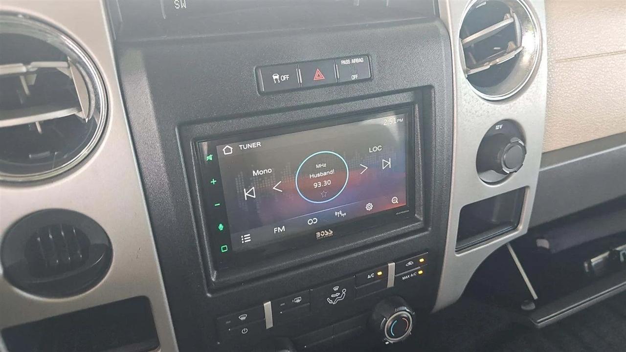 Ford F-150 2WD SuperCrew 145" Platinum 2012