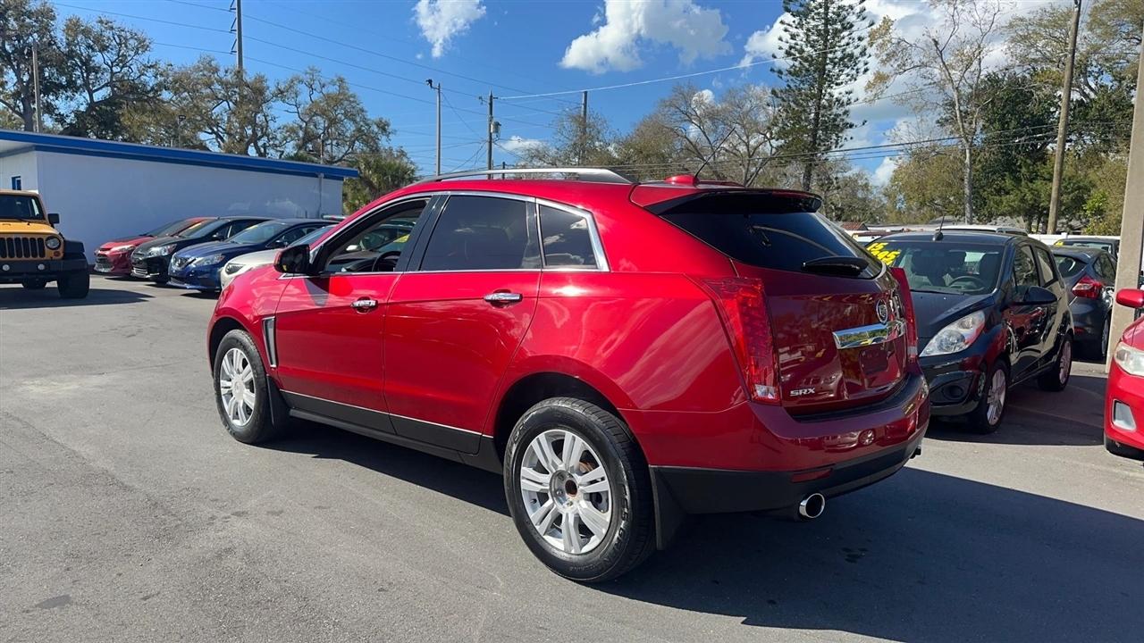 Cadillac SRX FWD 4dr Base 2016