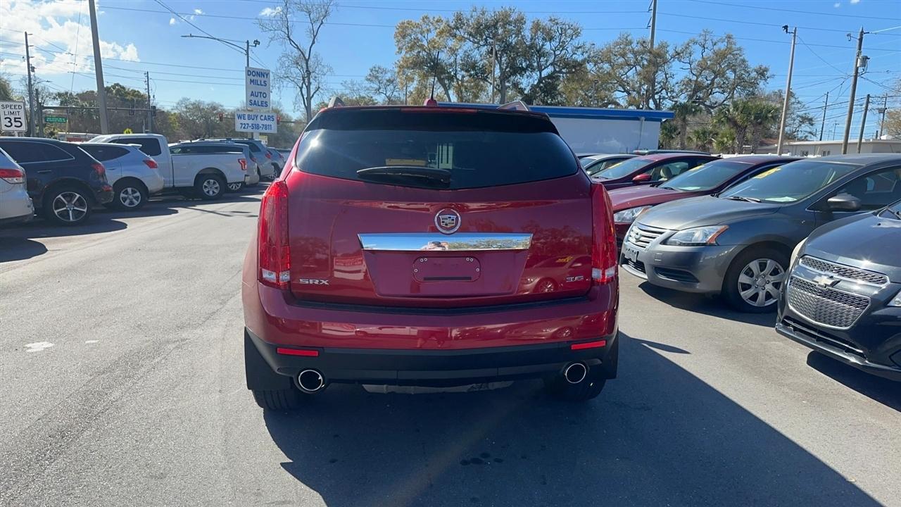 Cadillac SRX FWD 4dr Base 2016