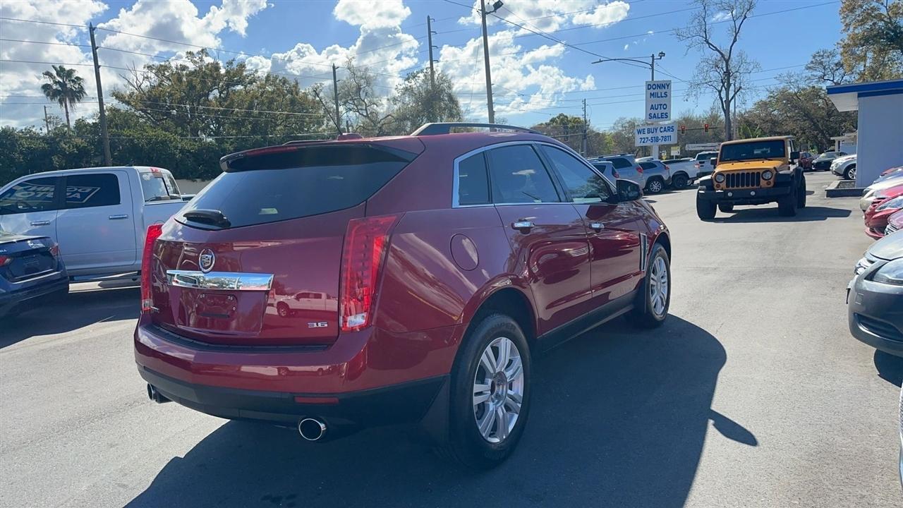 Cadillac SRX FWD 4dr Base 2016