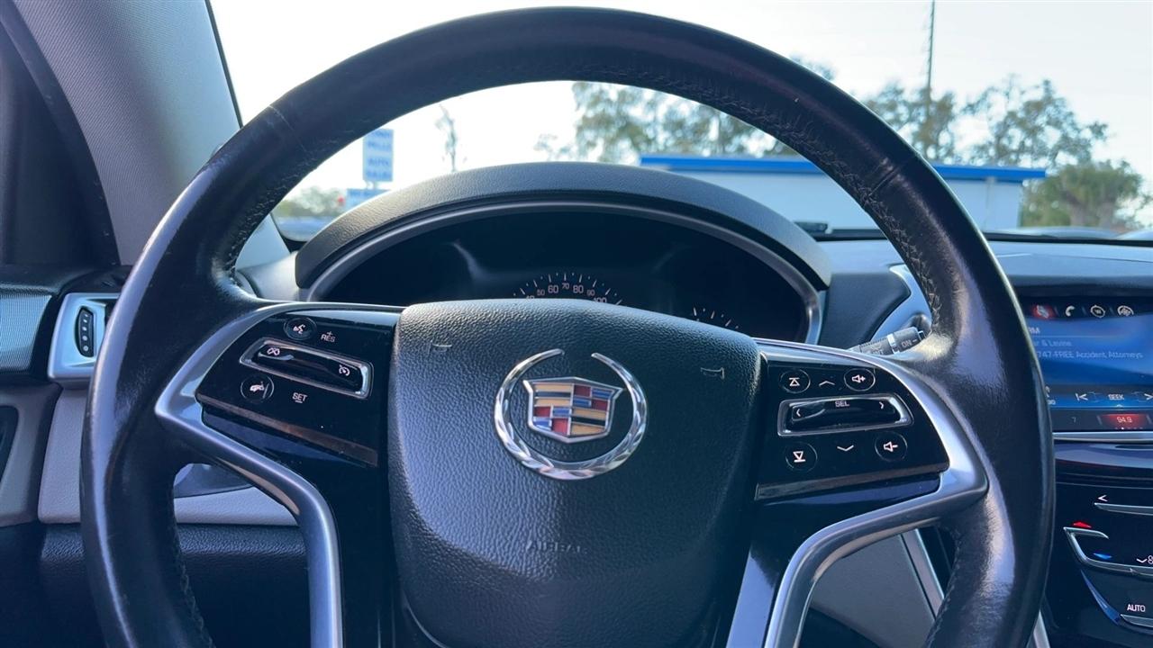 Cadillac SRX FWD 4dr Base 2016