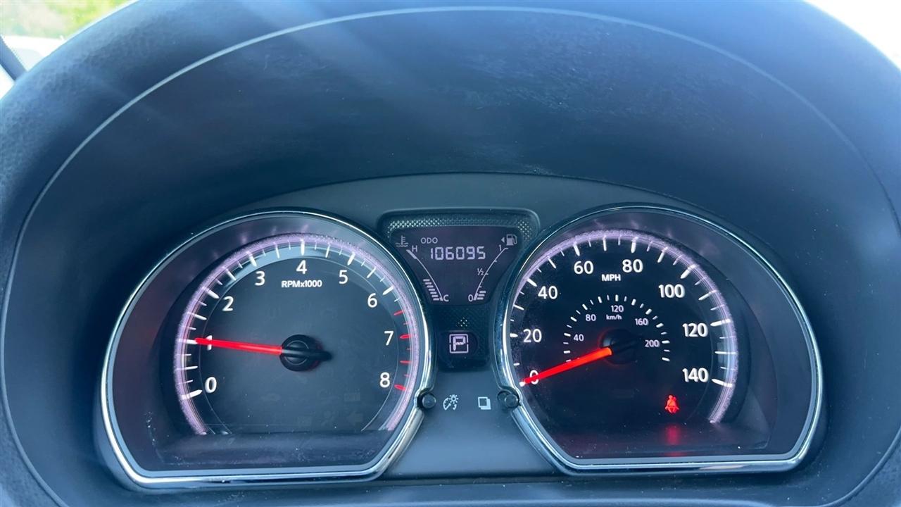 Nissan Versa Sedan SV CVT 2018