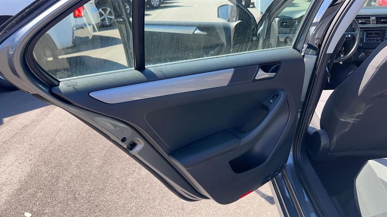 Volkswagen Jetta 1.4T S Auto 2017