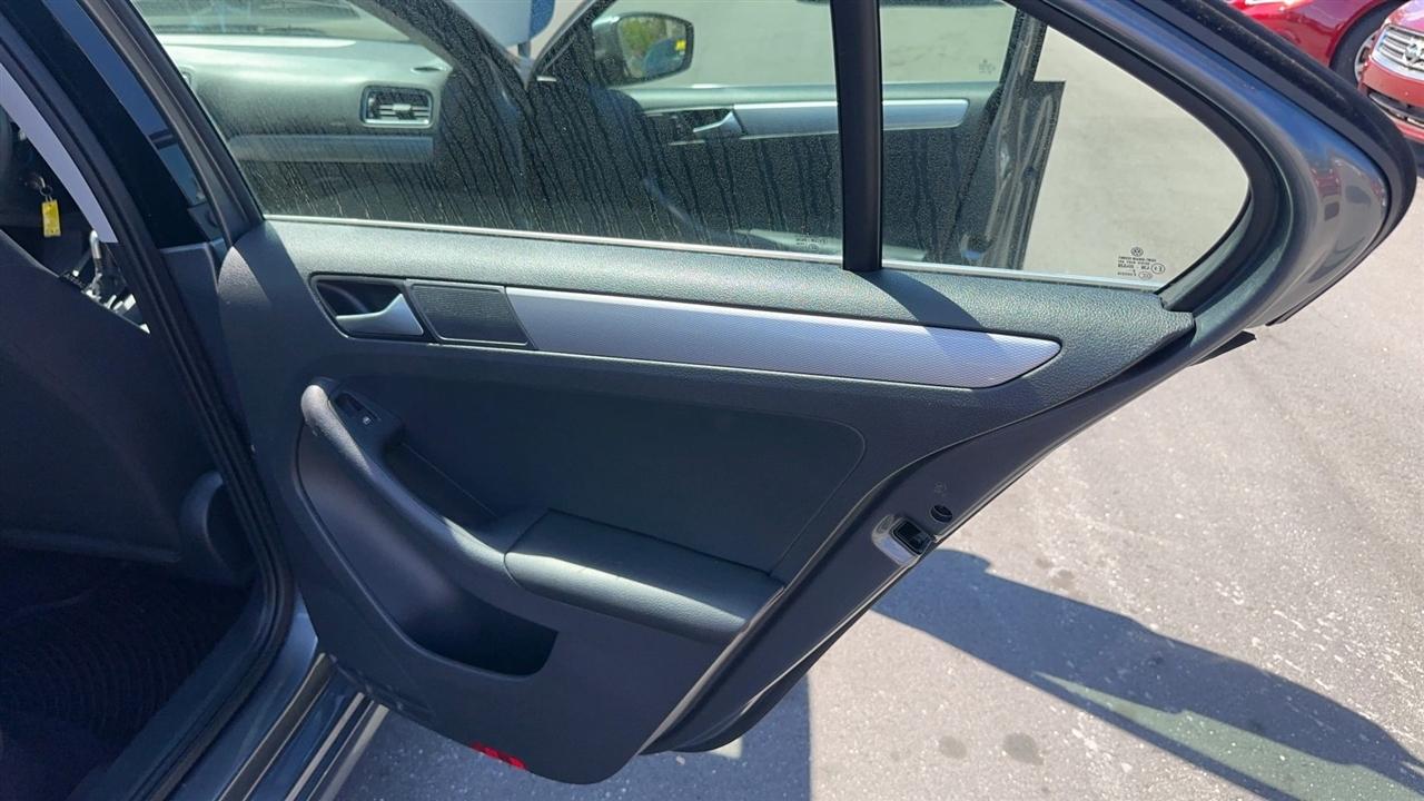 Volkswagen Jetta 1.4T S Auto 2017