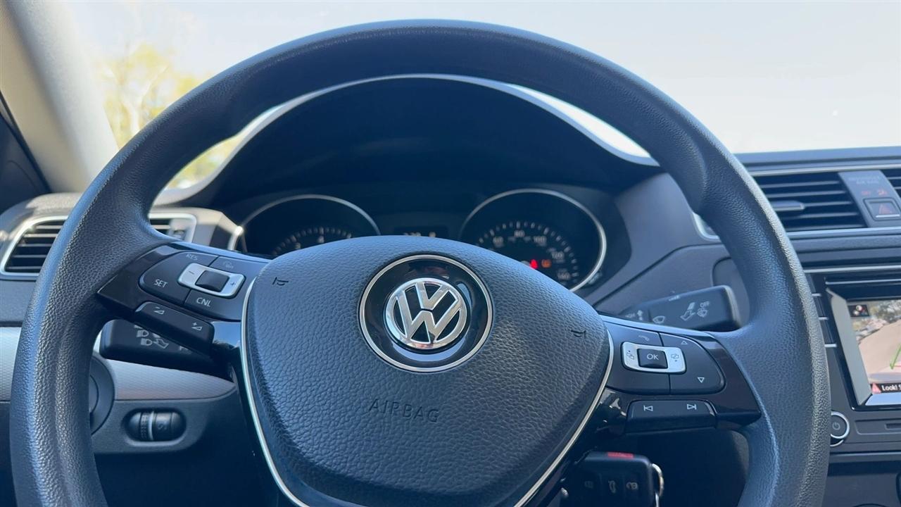 Volkswagen Jetta 1.4T S Auto 2017