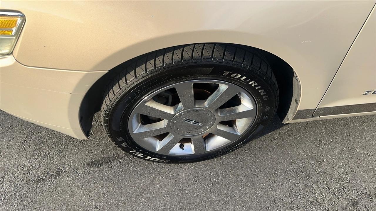 Lincoln Zephyr 4dr Sdn 2006