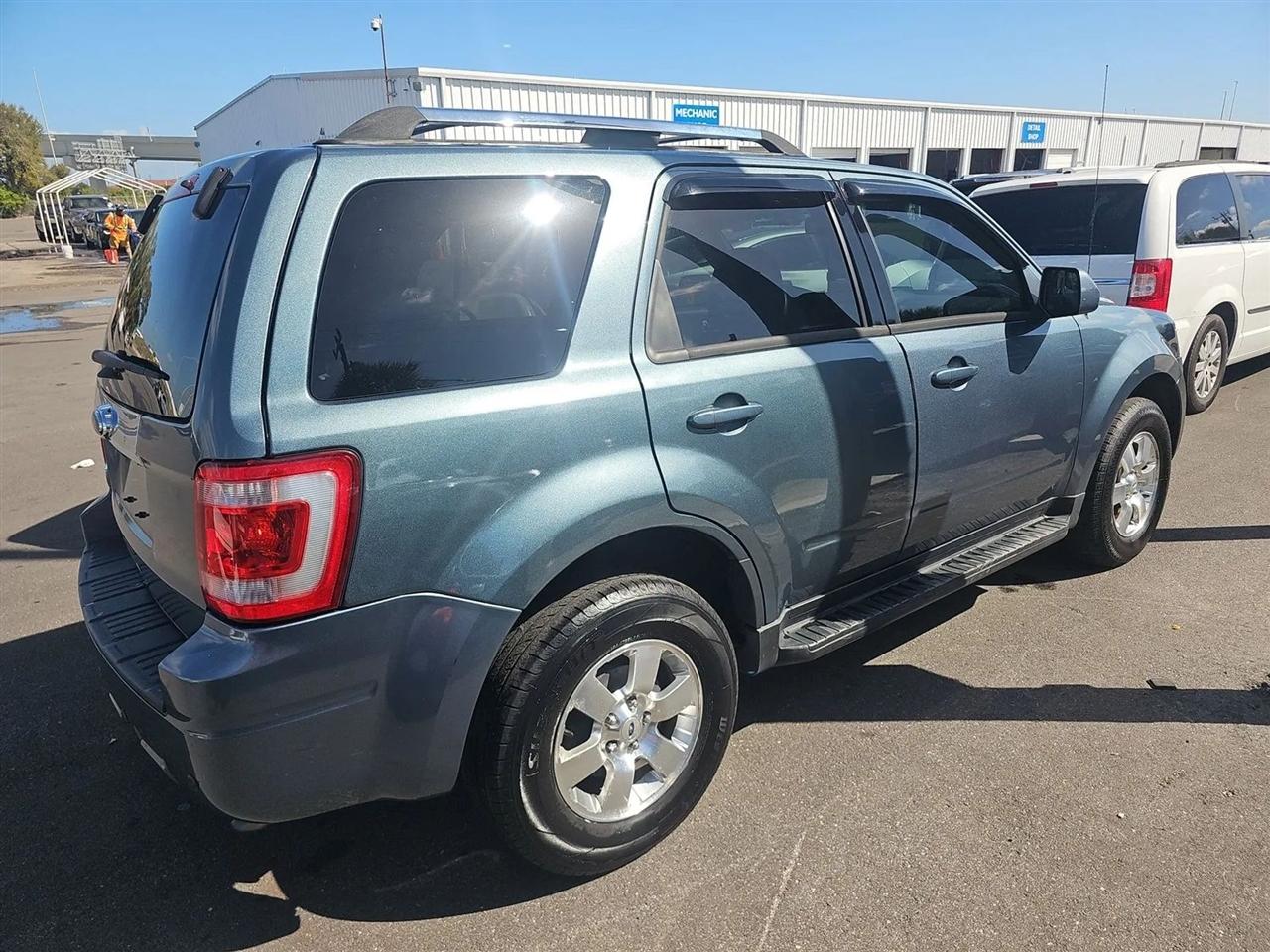 Ford Escape FWD 4dr Limited 2012