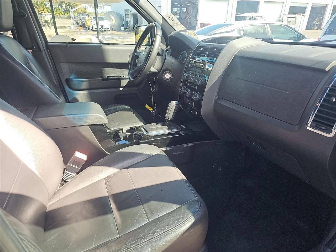 Ford Escape FWD 4dr Limited 2012