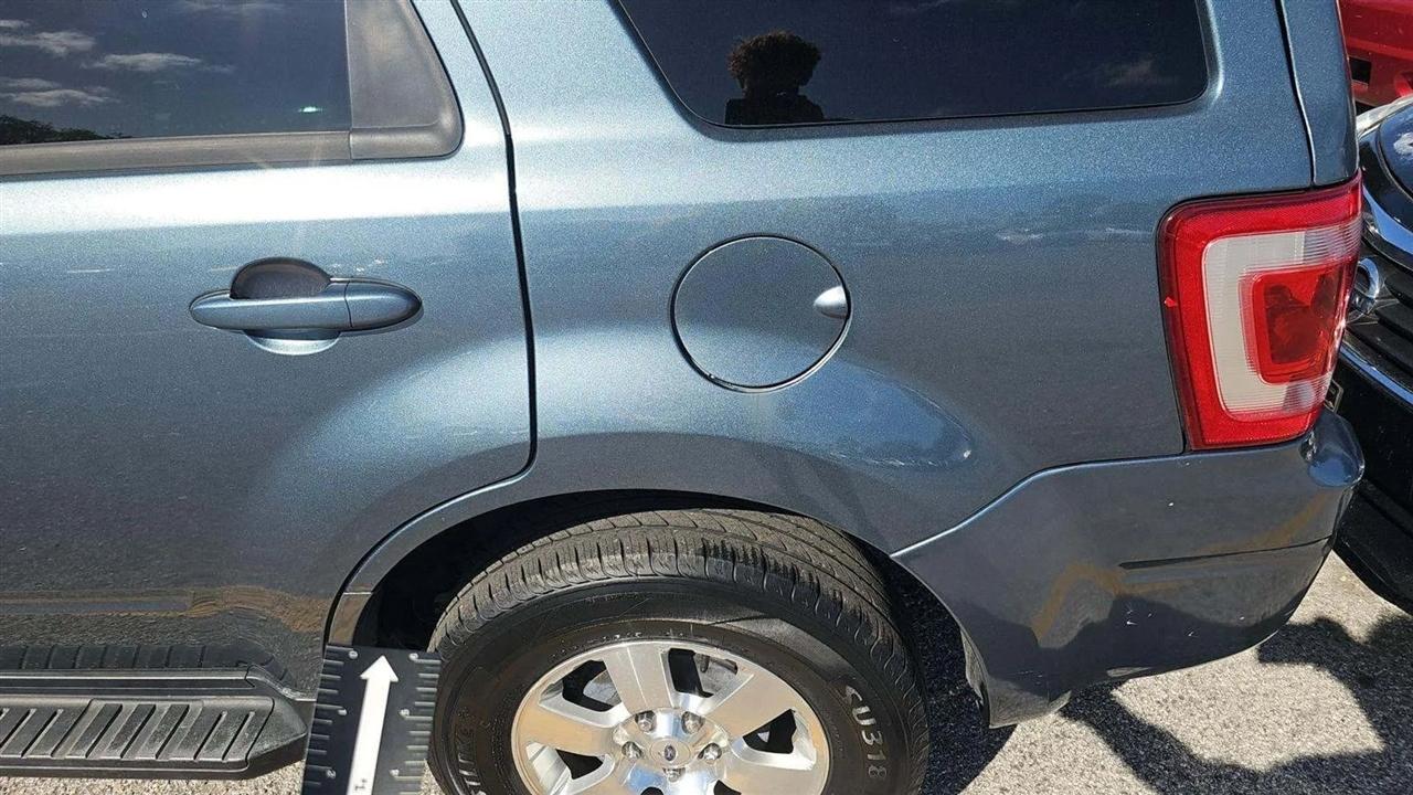 Ford Escape FWD 4dr Limited 2012