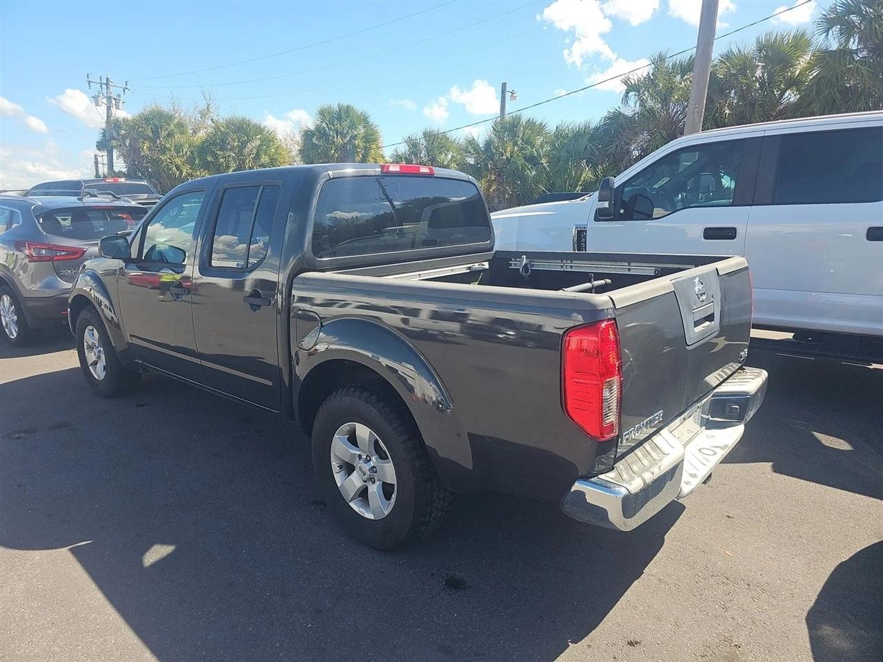 Nissan Frontier 2WD Crew Cab SWB Auto SE 2010