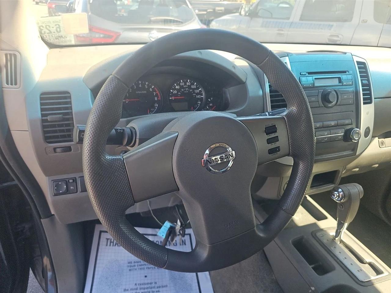 Nissan Frontier 2WD Crew Cab SWB Auto SE 2010