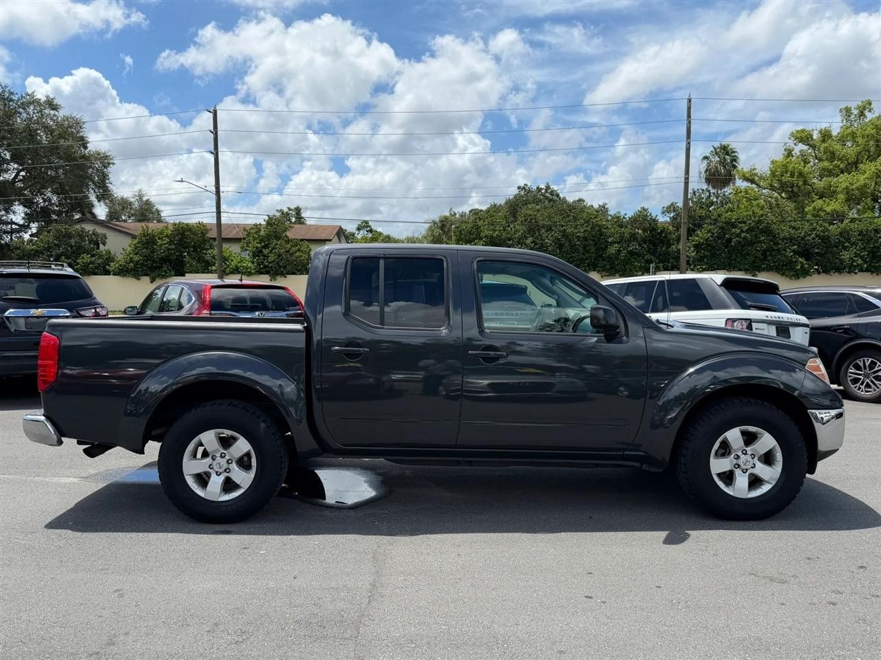 Nissan Frontier  2010