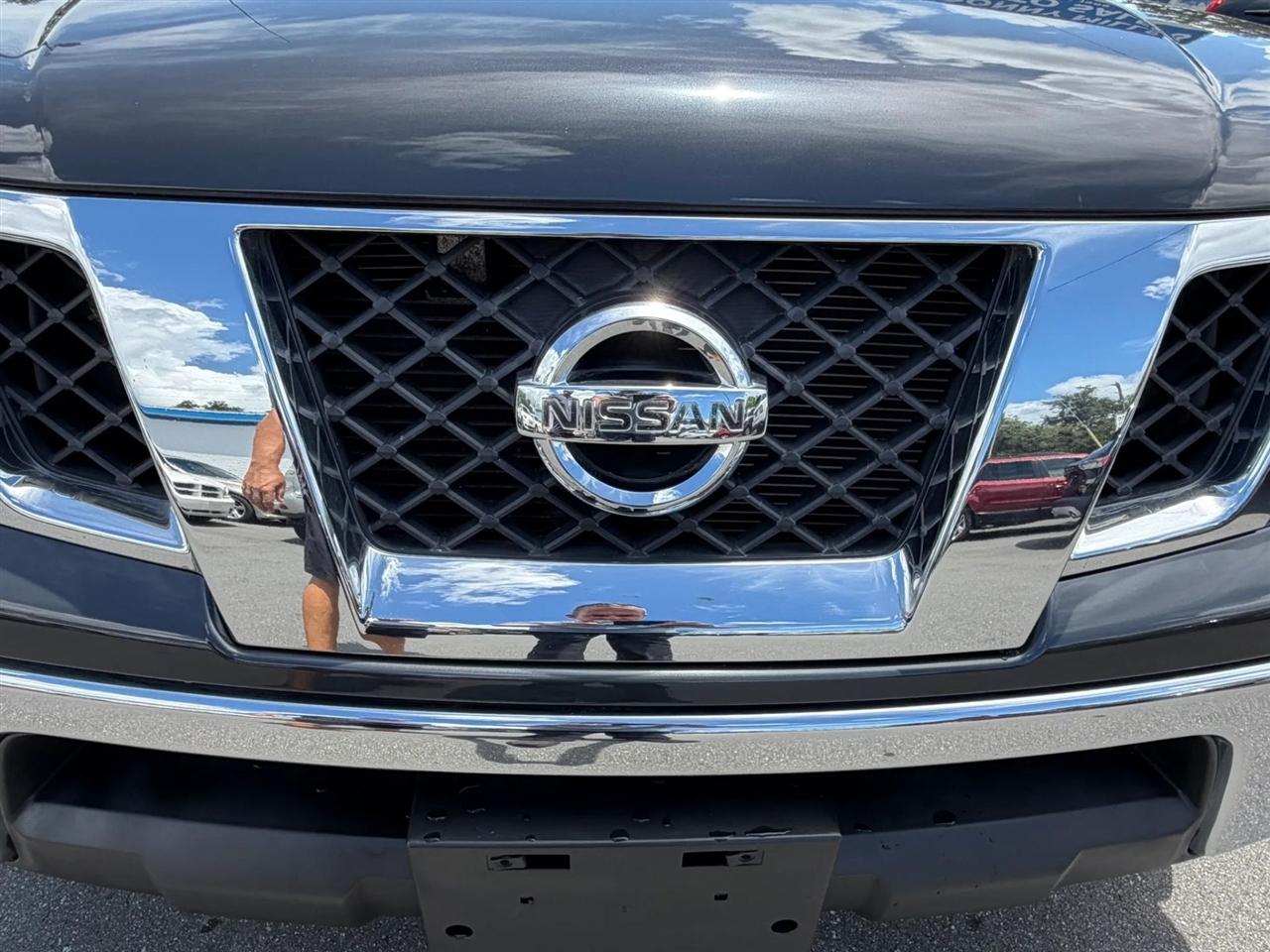 Nissan Frontier  2010