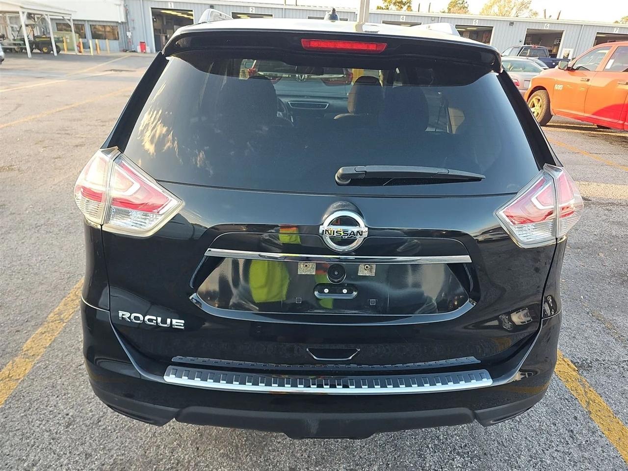 Nissan Rogue FWD 4dr S 2016