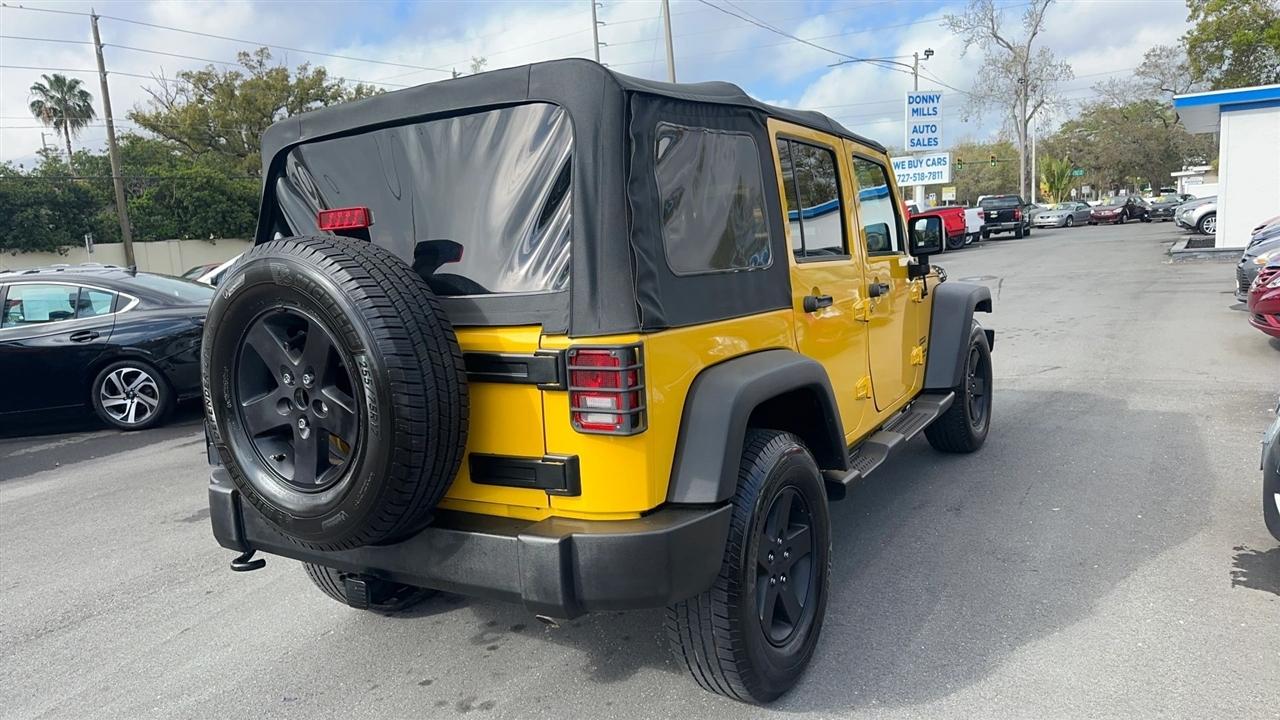 Jeep Wrangler Unlimited 4WD 4dr Sport 2015