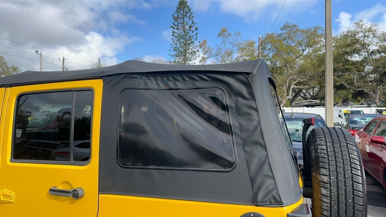 Jeep Wrangler Unlimited 4WD 4dr Sport 2015